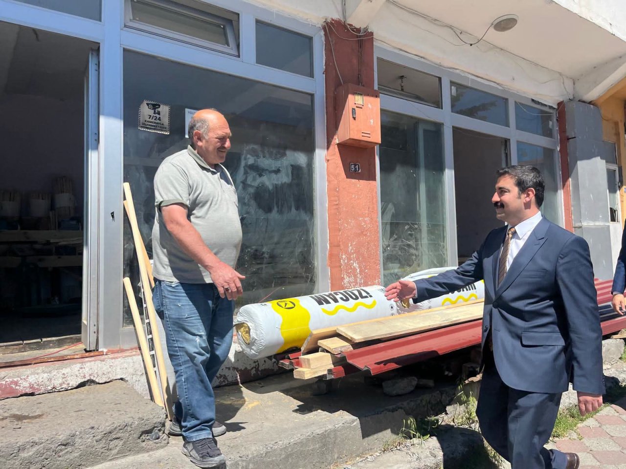 Kaymakam Akköz’den Arpaçay esnafına veda ziyareti-3