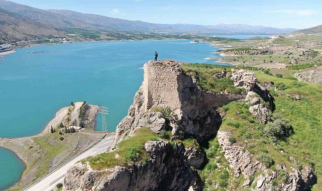 Urartuların batıdaki son kalesi Tomisa, zamana direniyor