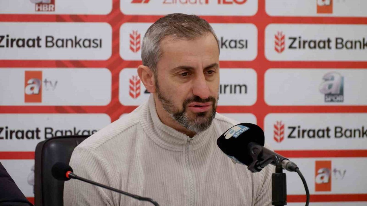 Serkan Özbalta: "Bizim için kazanımları oldukça yüksek, olumlu bir maç oldu"