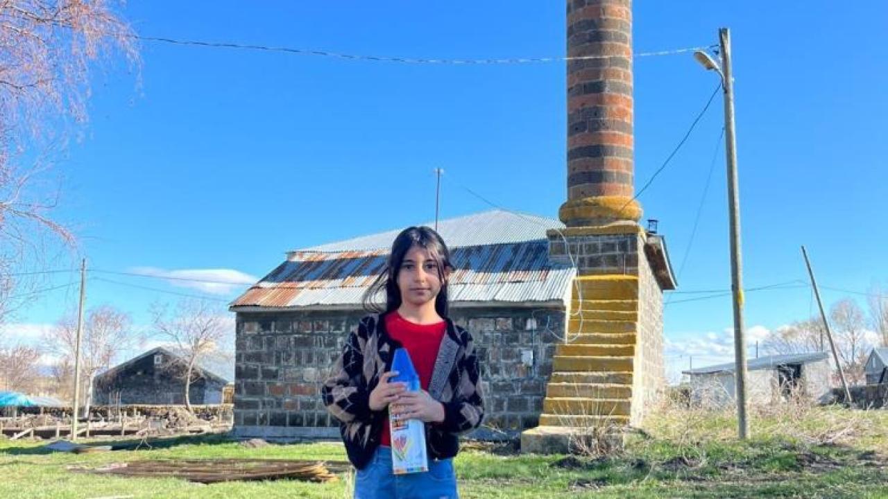 Akyaka’da örnek dayanışma: Minik Asya’dan büyük destek