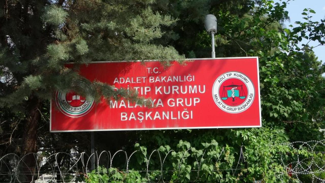 Feci kazada motosiklet sürücüsü hayatını kaybetti