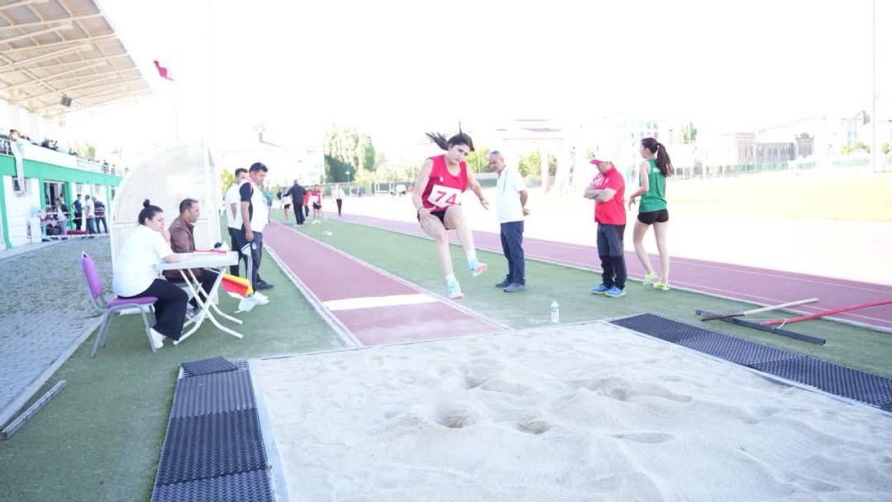 Anadolu Yıldızlar Ligi heyecanı Kars’ta başladı