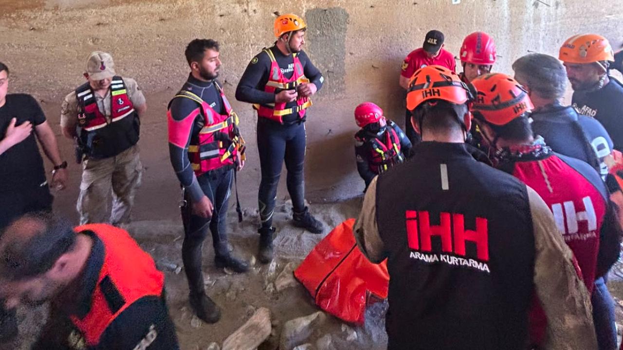 Bitlis'teki derede kaybolan ikinci kardeş de ölü bulundu