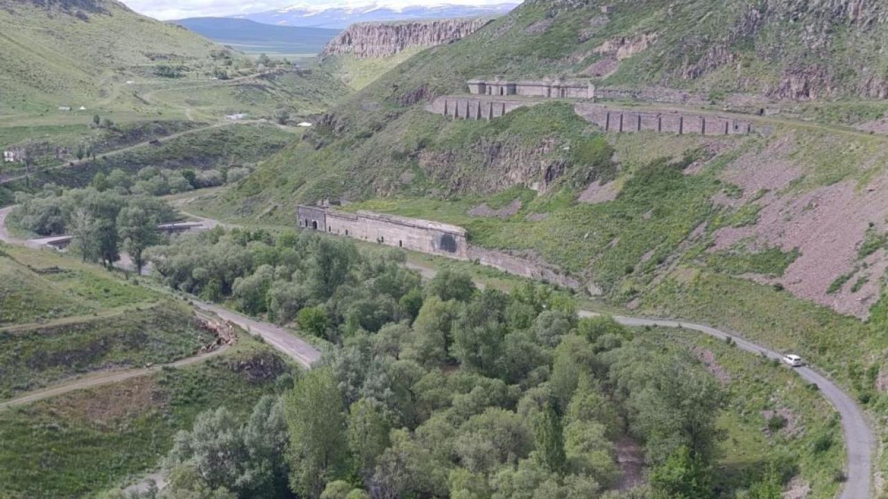 Dereiçi Kanyonu Kars turizmine kazandırılıyor: Atıl alan yaşam ve turizm merkezi olacak