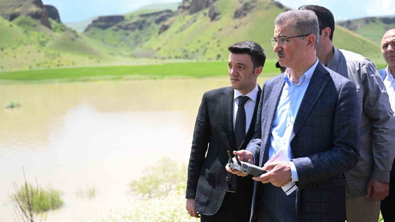 Erzurum’da girdiği nehirde kaybolan çobanı arama çalışmaları sürüyor