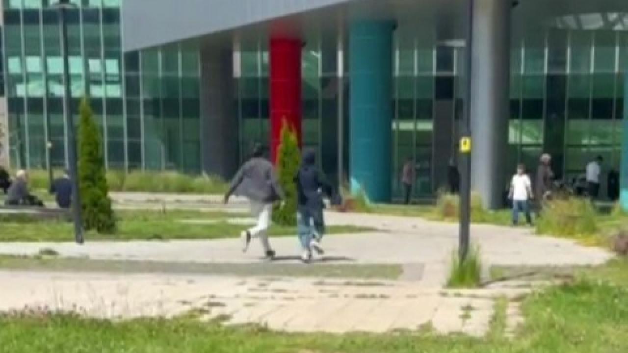 Erzurum’da kapılar kapanırken nefesler tutuldu: YKS’de son dakika koşusu kamerada
