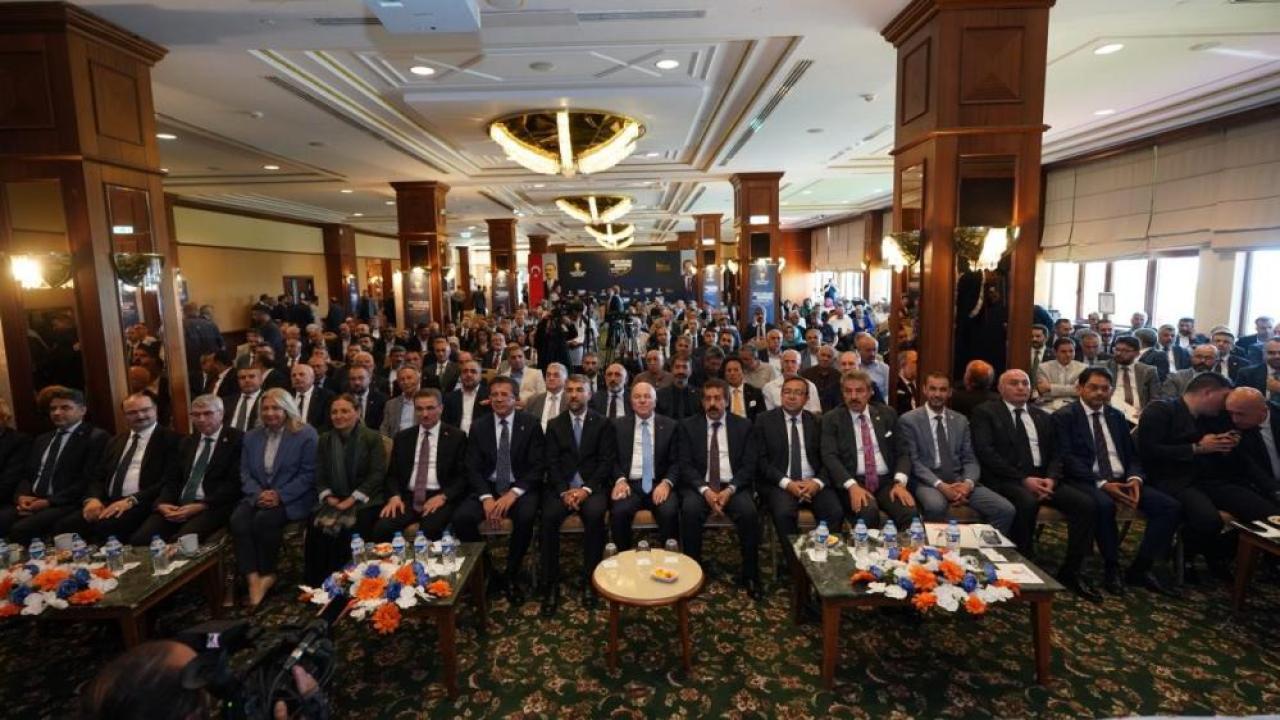 ETSO Başkanı Saim Özakalın, iş dünyasının taleplerini gündeme taşıdı