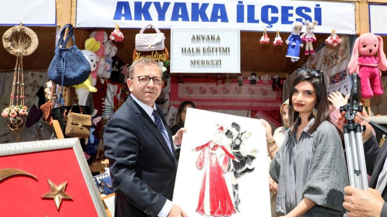 Gelenekten geleceğe el sanatları Kars’ta tanıtıldı