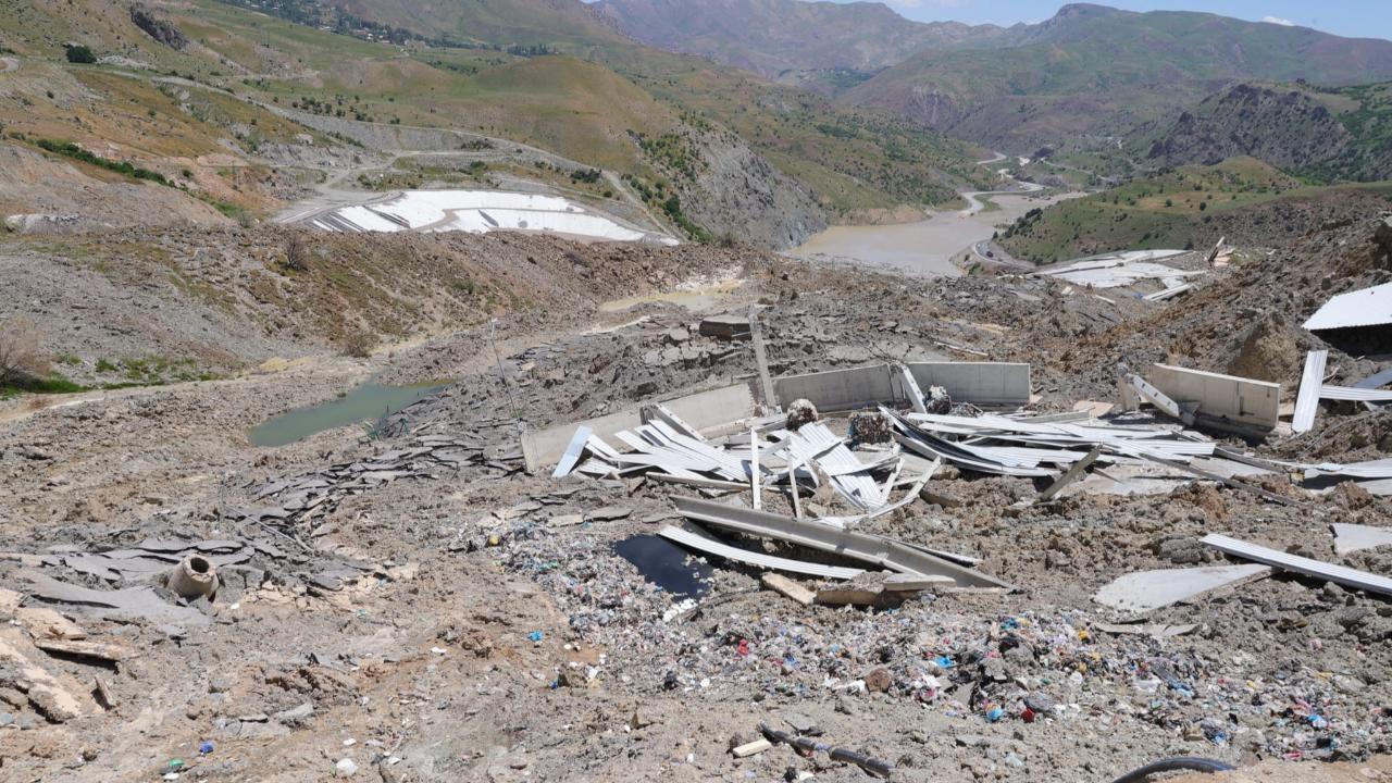 Hakkari'deki dev heyelan için acil eylem planı hazırlandı