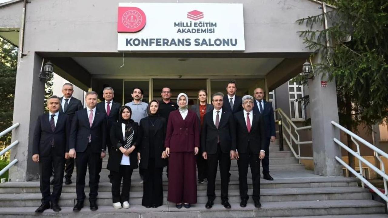 İçişleri Bakan Yardımcısı Kübra Güran Yiğitbaşı, kaymakamlarla buluştu