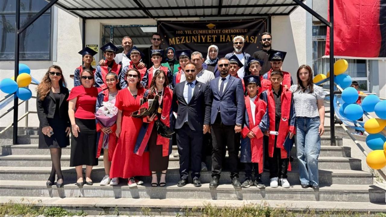 Muhtar Muğlu, okul yapımında emeği geçenlere teşekkür etti
