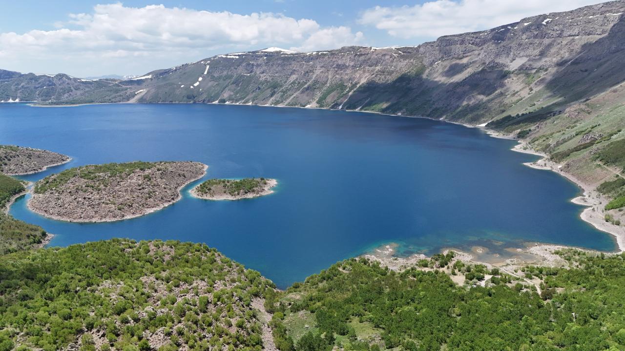 Nemrut Kalderası doğasıyla büyüledi