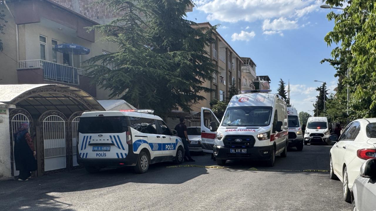 Öfke saçan babanın vurduğu anne ve kızı hayatını kaybetti