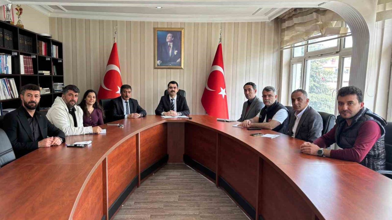Susuz’da kamu yatırımları masaya yatırıldı, projelerde son durum değerlendirildi