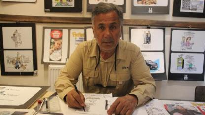 40 yıldır çizdikleriyle hem güldürüyor hem düşündürüyor