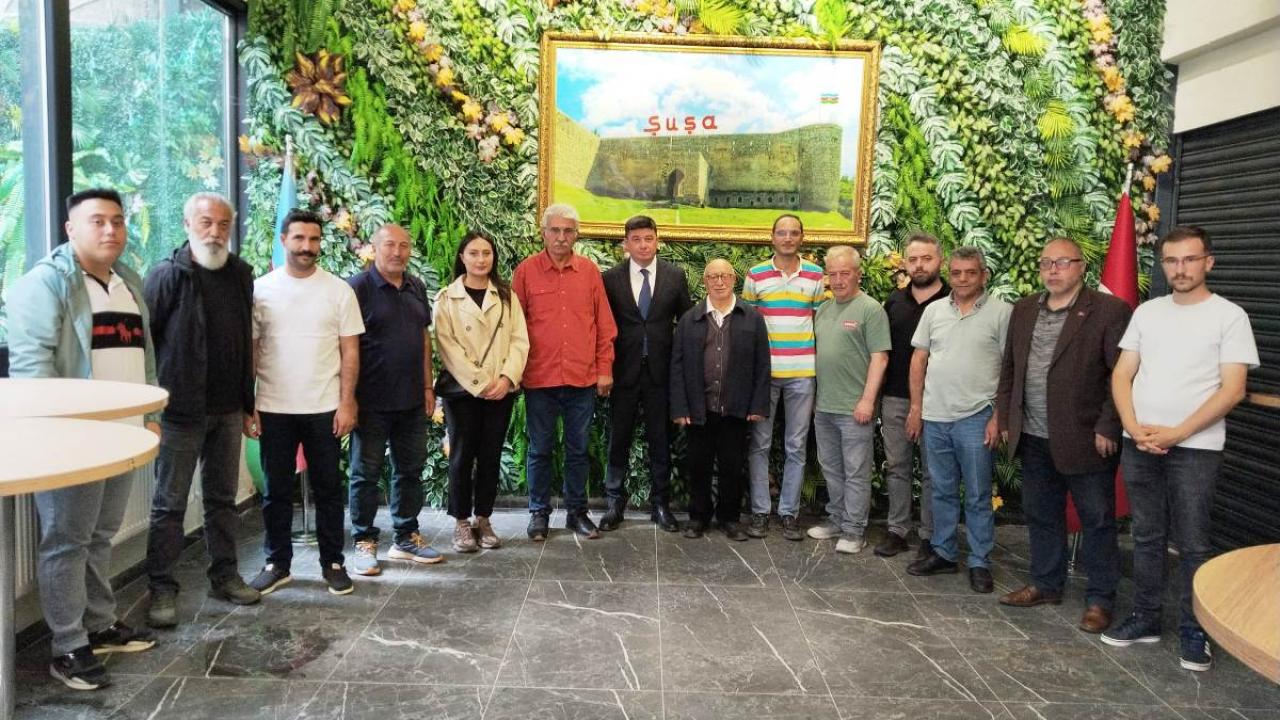 Başkonsolos Aliyev, gazetecilerle veda buluşması gerçekleştirdi