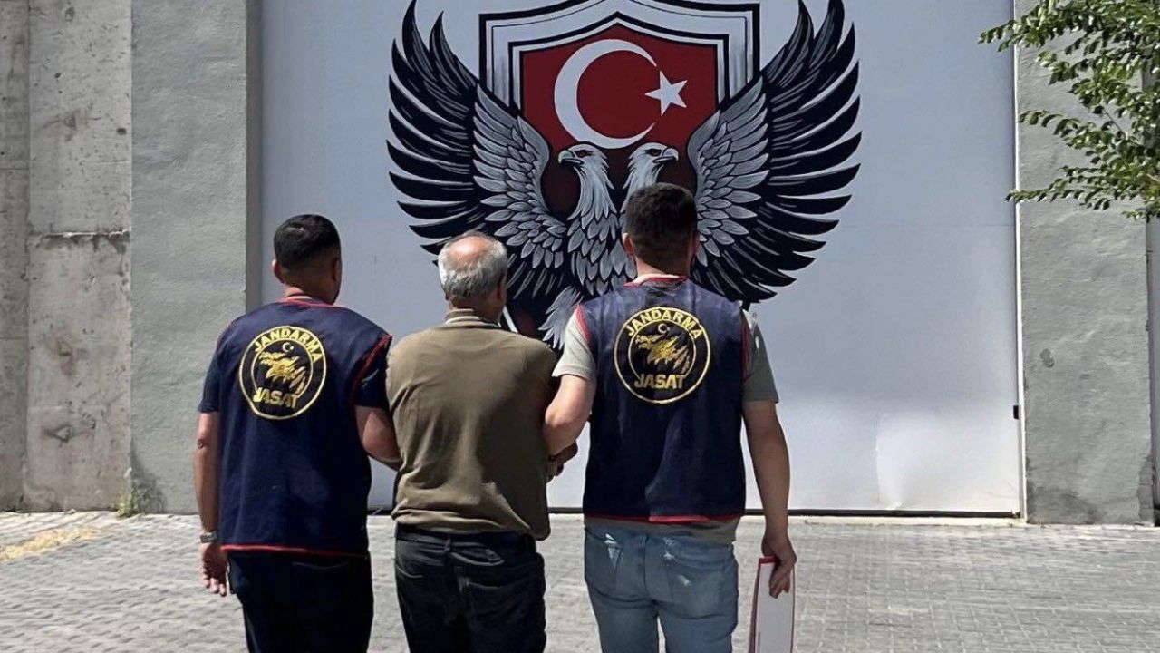 Bilişim yoluyla hırsızlık suçundan aranan hükümlü yakalandı