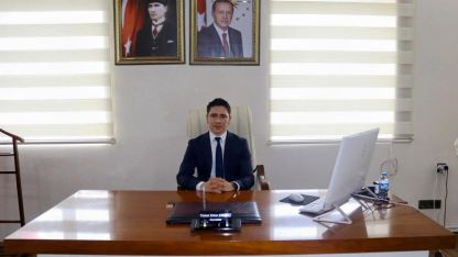 Çıldır Kaymakamı Yunus Emre Sakızcı, mesaisine başladı