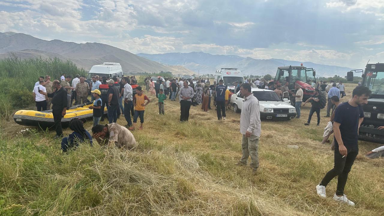 Muş'ta balık avlarken suya düşen iki kuzen hayatını kaybetti
