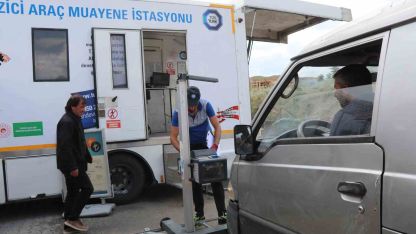 Mobil muayene hizmeti Oltu ve Olur'a nefes aldırıyor