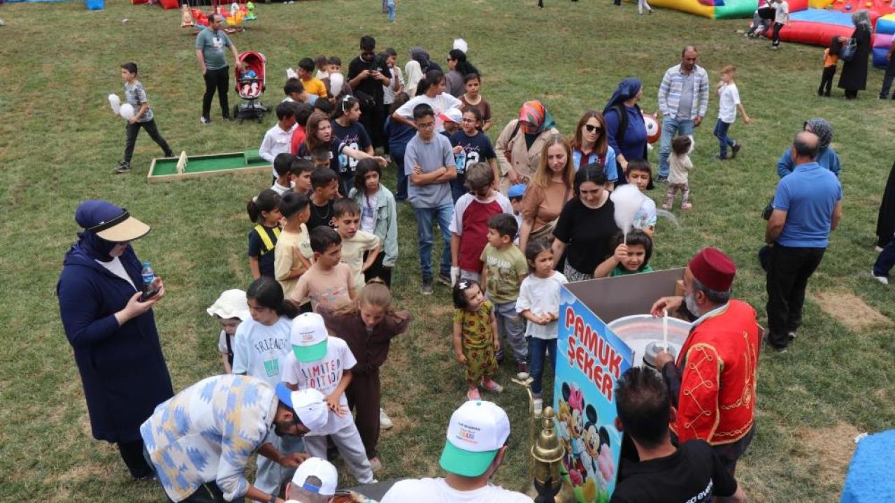 Olur Akdağ Festivali büyük coşkuyla başladı, çocuklar doyasıya eğlendi