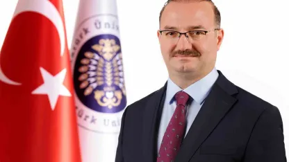 Rektör Hacımüftüoğlu’ndan 15 Temmuz Demokrasi ve Millî Birlik Günü mesajı
