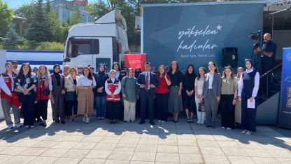 Yükselen Kadınlar Girişimcilik Eğitim Tırı Erzurum’da kadınlarla buluştu